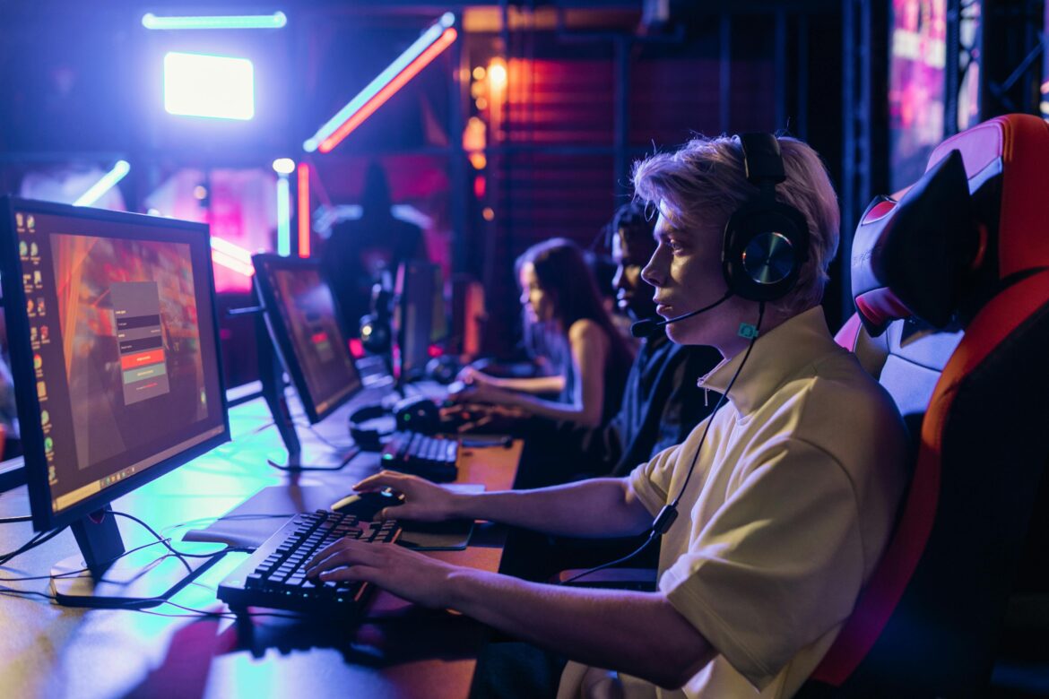 Competitive Gaming Tips For Beginners - Home Studio Basics